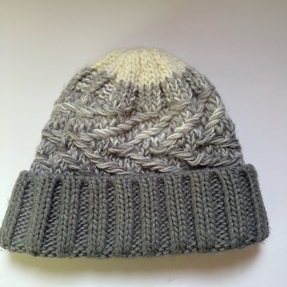 Adidas Canyon Fold Beanie Knit Hat Two-Tone Gray and Cream - Picture 2 of 2